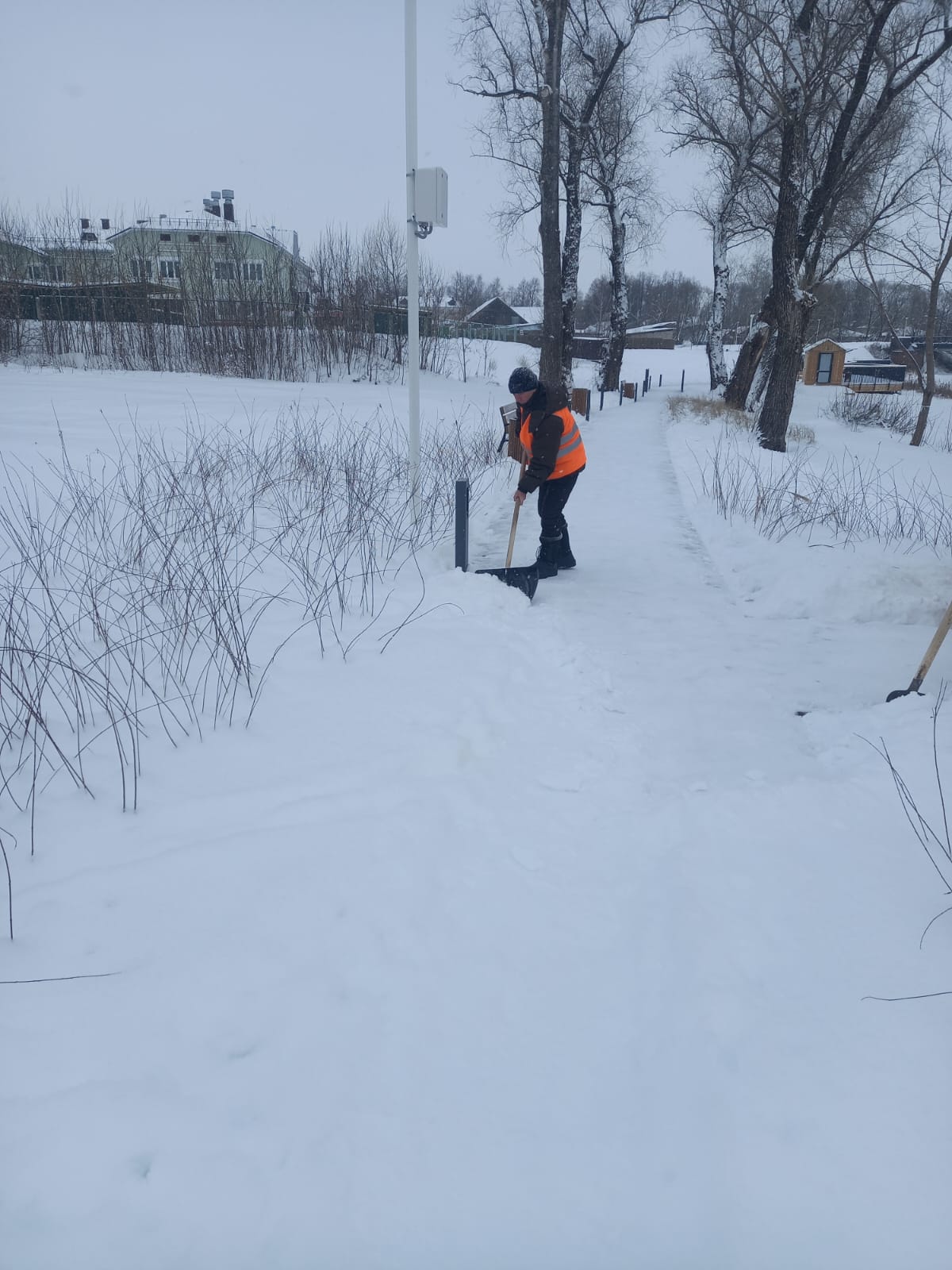 Работы по уборке снега продолжаются | 06.12.2023 | Новости Гаврилова Посада  - БезФормата